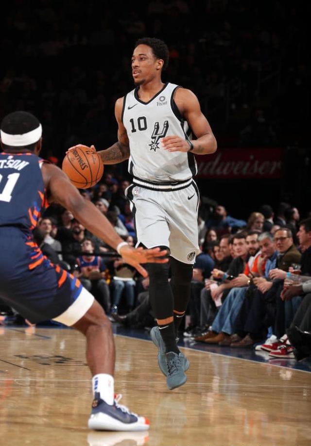 开云在线直播-马刺绝杀四川队，德罗赞高光表现的简单介绍