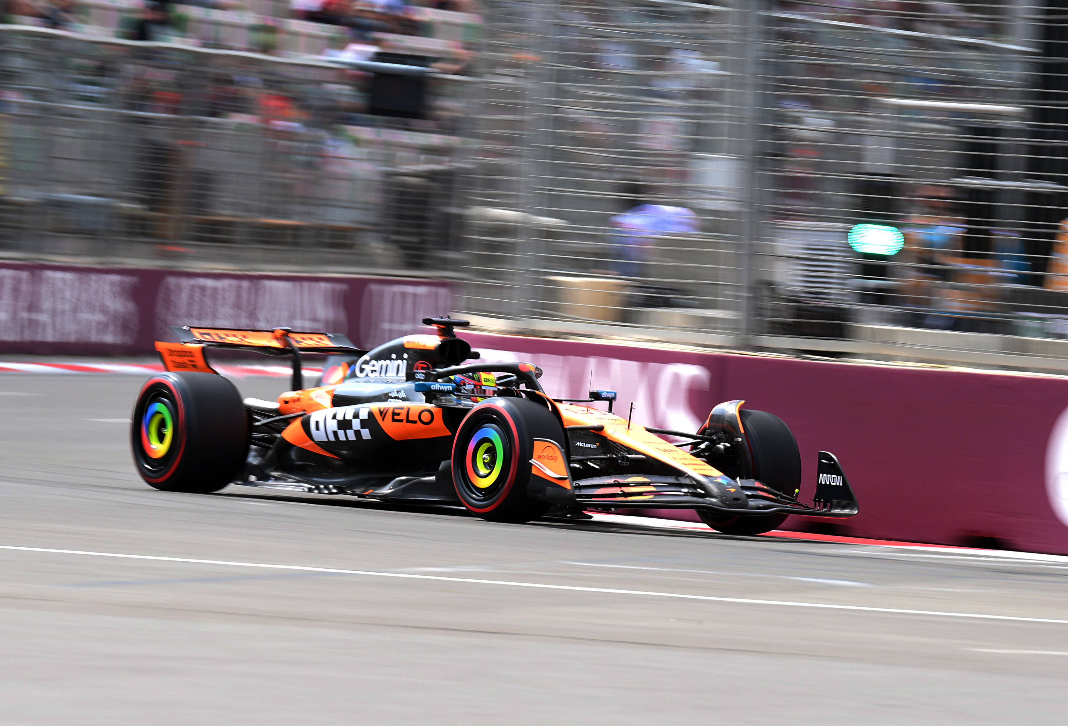 开云体育下载-包含迈凯伦翻盘雷诺车队，维斯塔潘关键制胜的词条