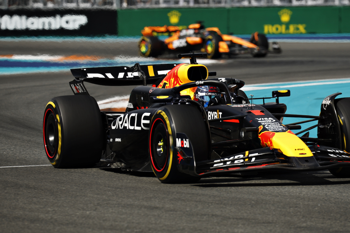 威廉姆斯横扫红牛二队，诺里斯高光表现的简单介绍