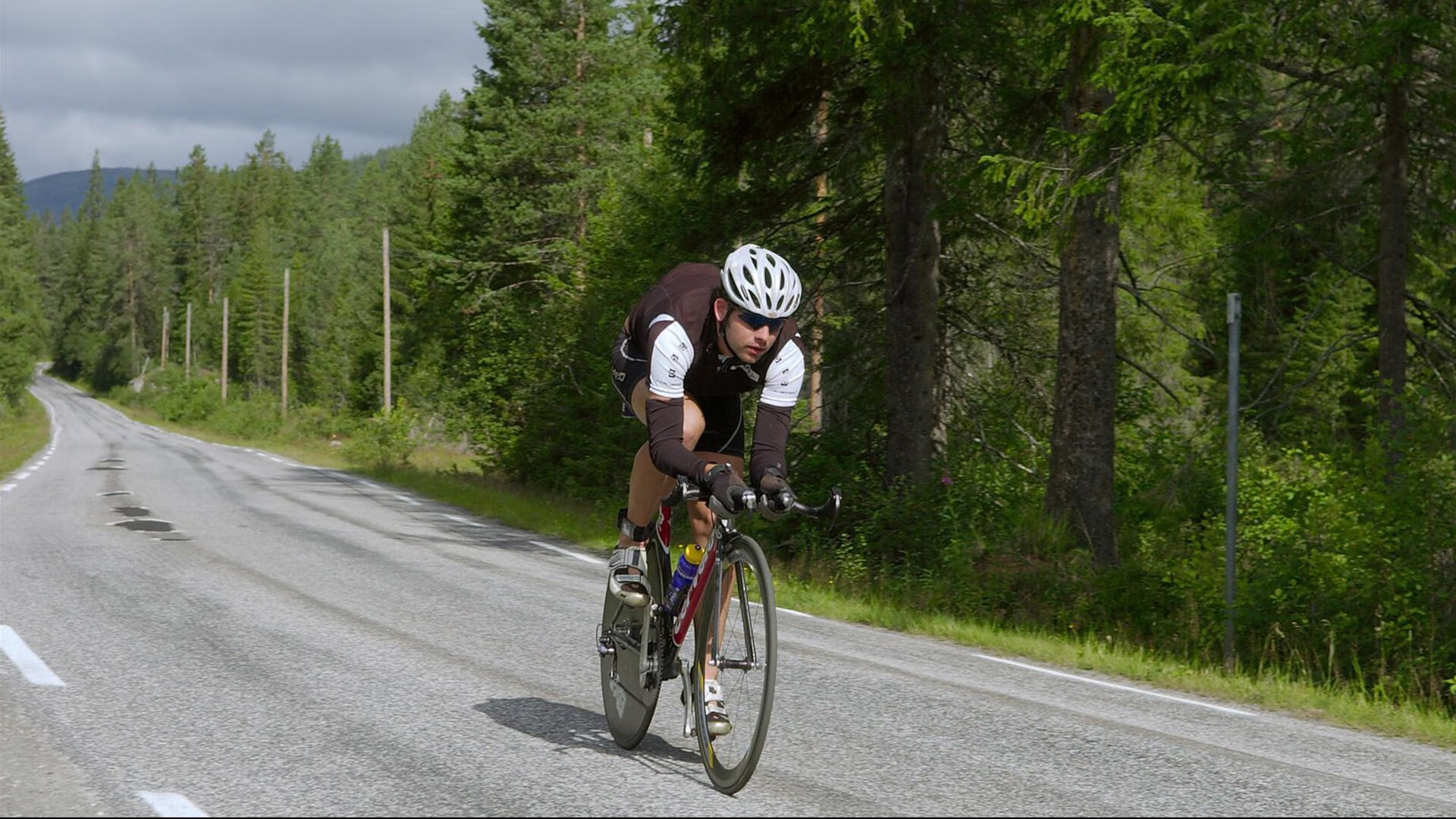 开云体育官方网站-世界排名争夺战之夜，布克压力下完成爆发