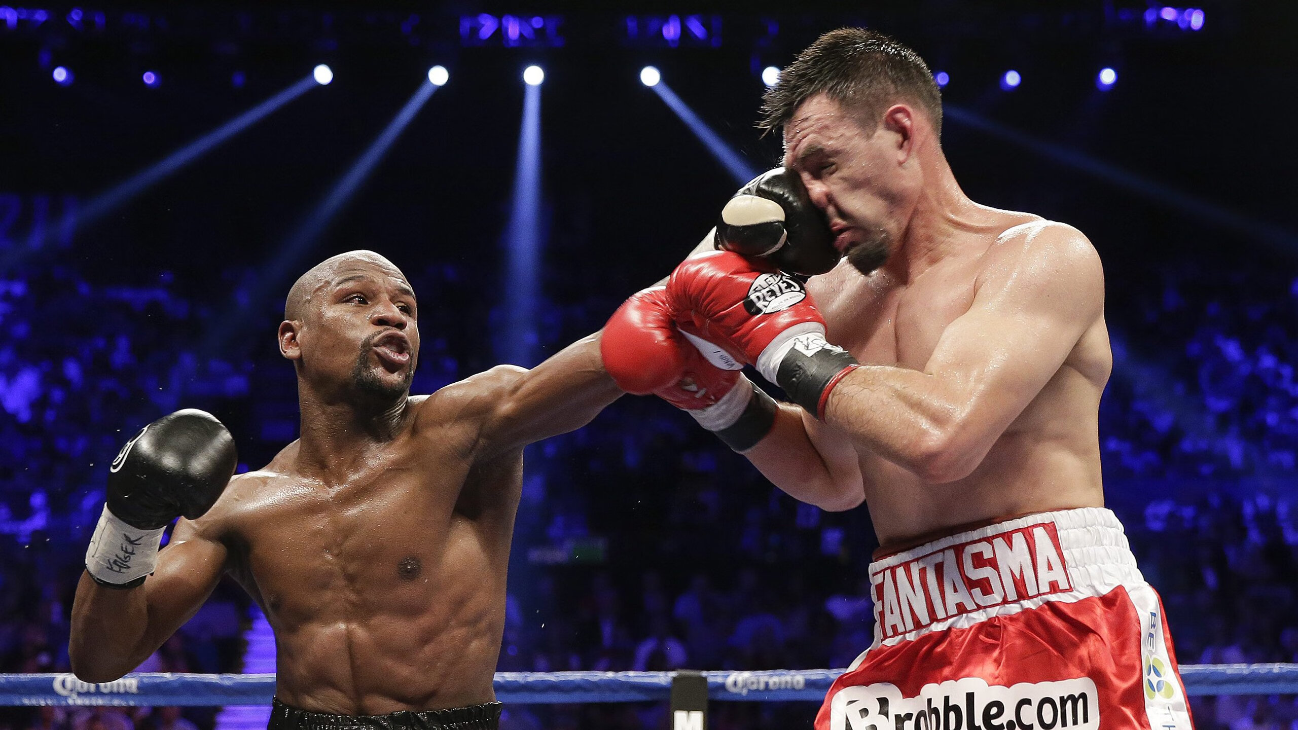 绿茵场上的险胜与乒乓台边的火热,当德国战车遭遇韩国铁壁,许昕状态如日中天